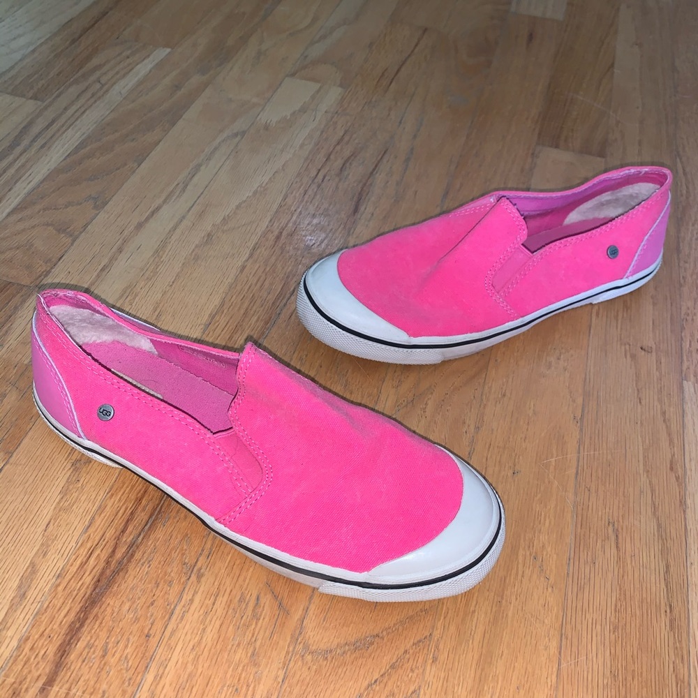 UGG Warlley canvas slip on